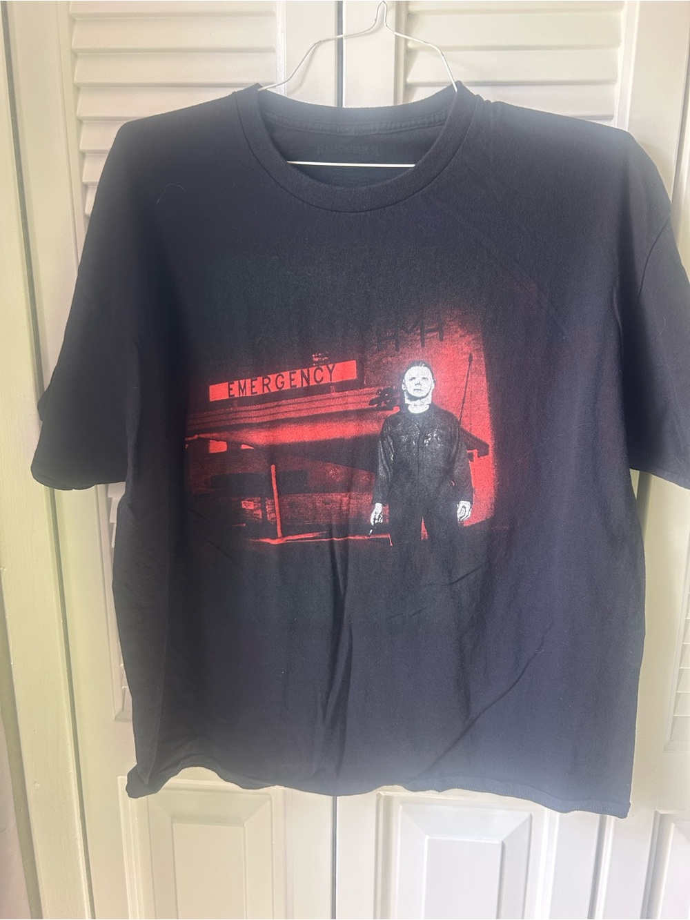 Black Short-Sleeve Graphic Tee with Red Emergency Print